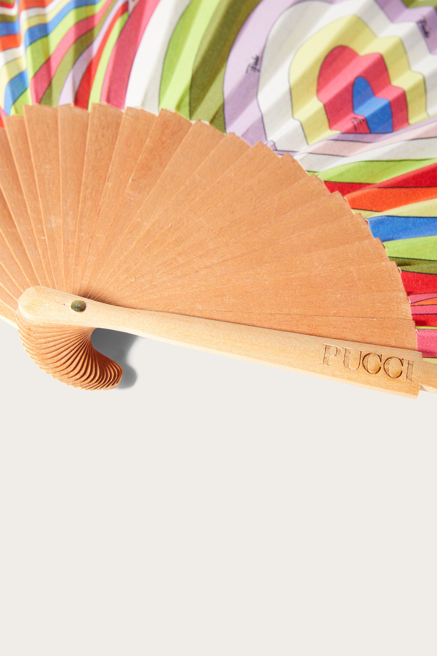 Iride-Print Fan View 3 - Pucci