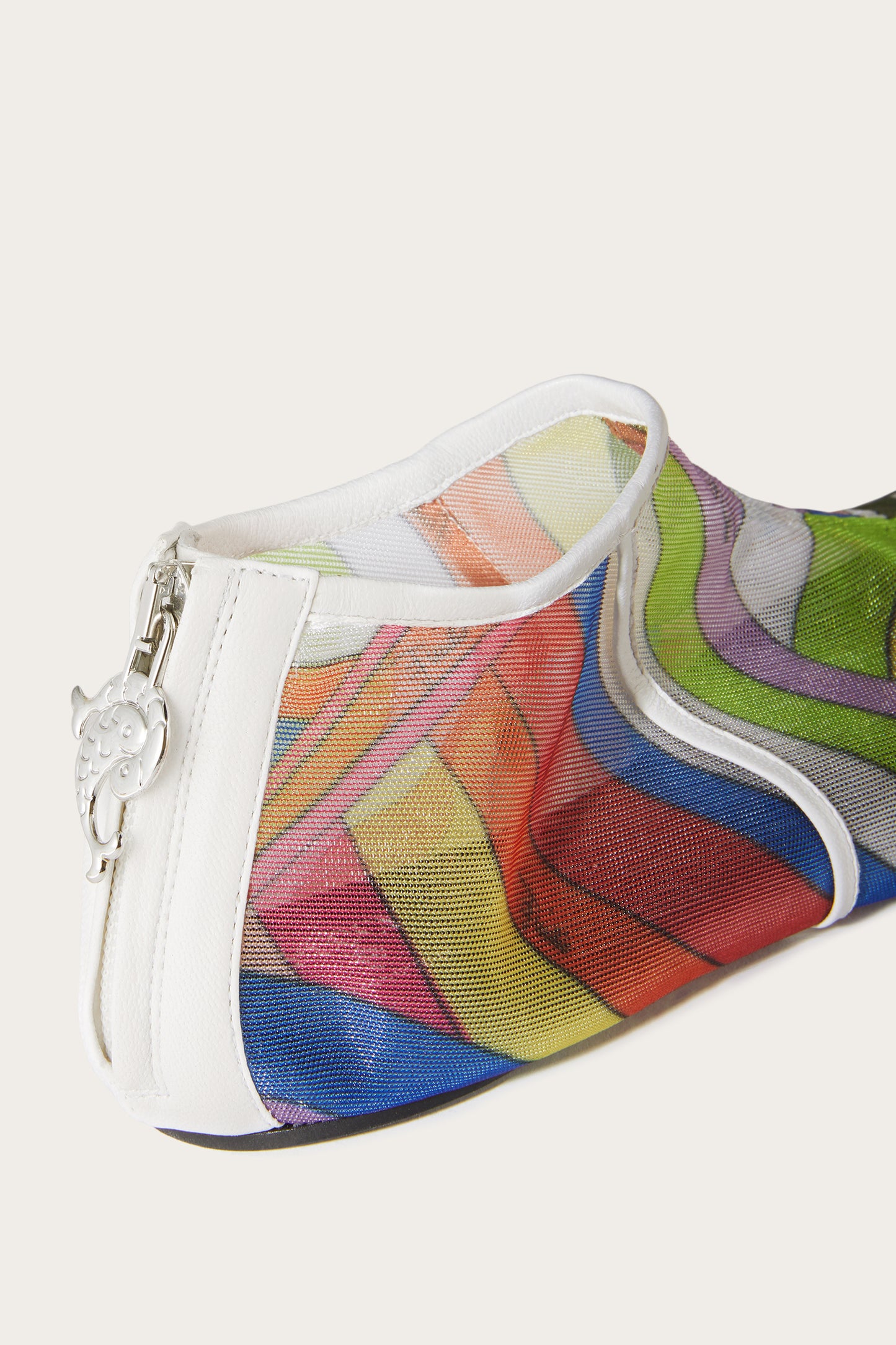 Iride-Print Mesh Flat Shoes View 4 - Pucci