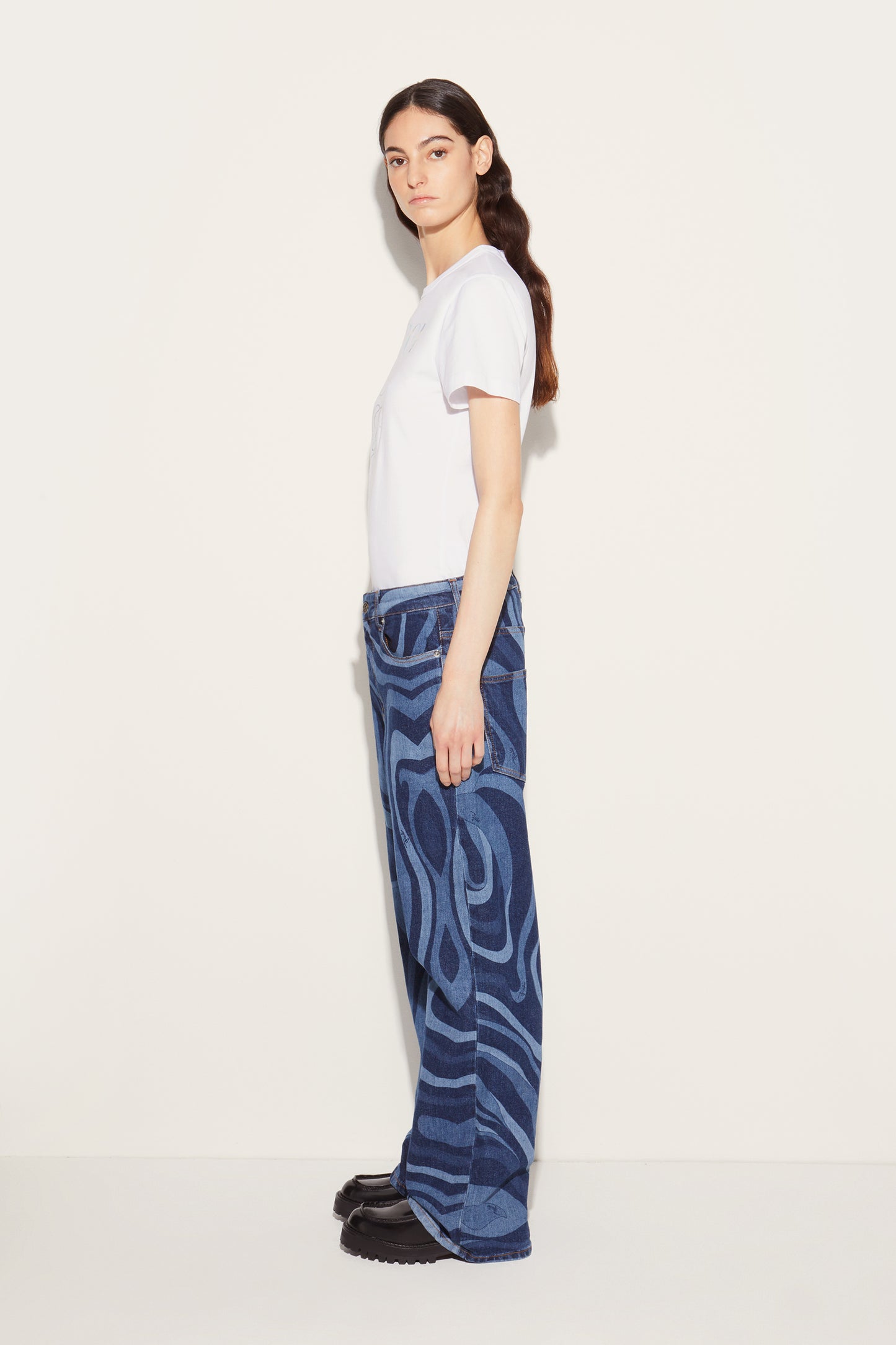Logo-Print Cotton T-Shirt View 4 - Pucci