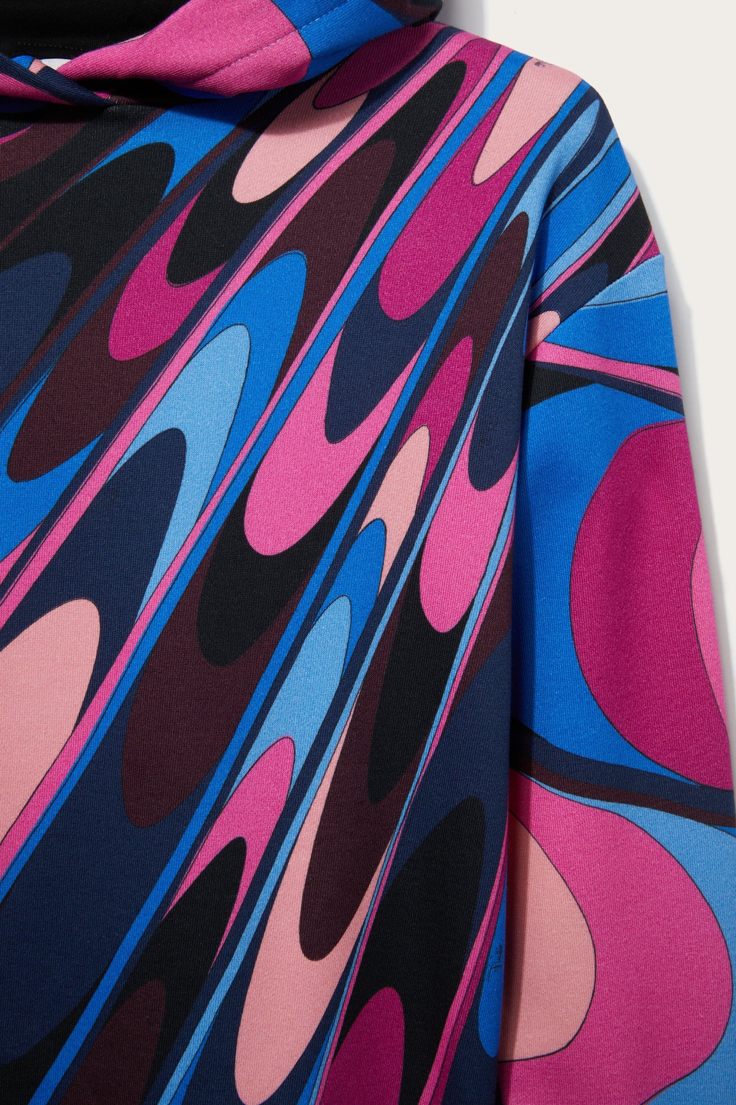 Onde-Print Hoodie View 3 - Pucci