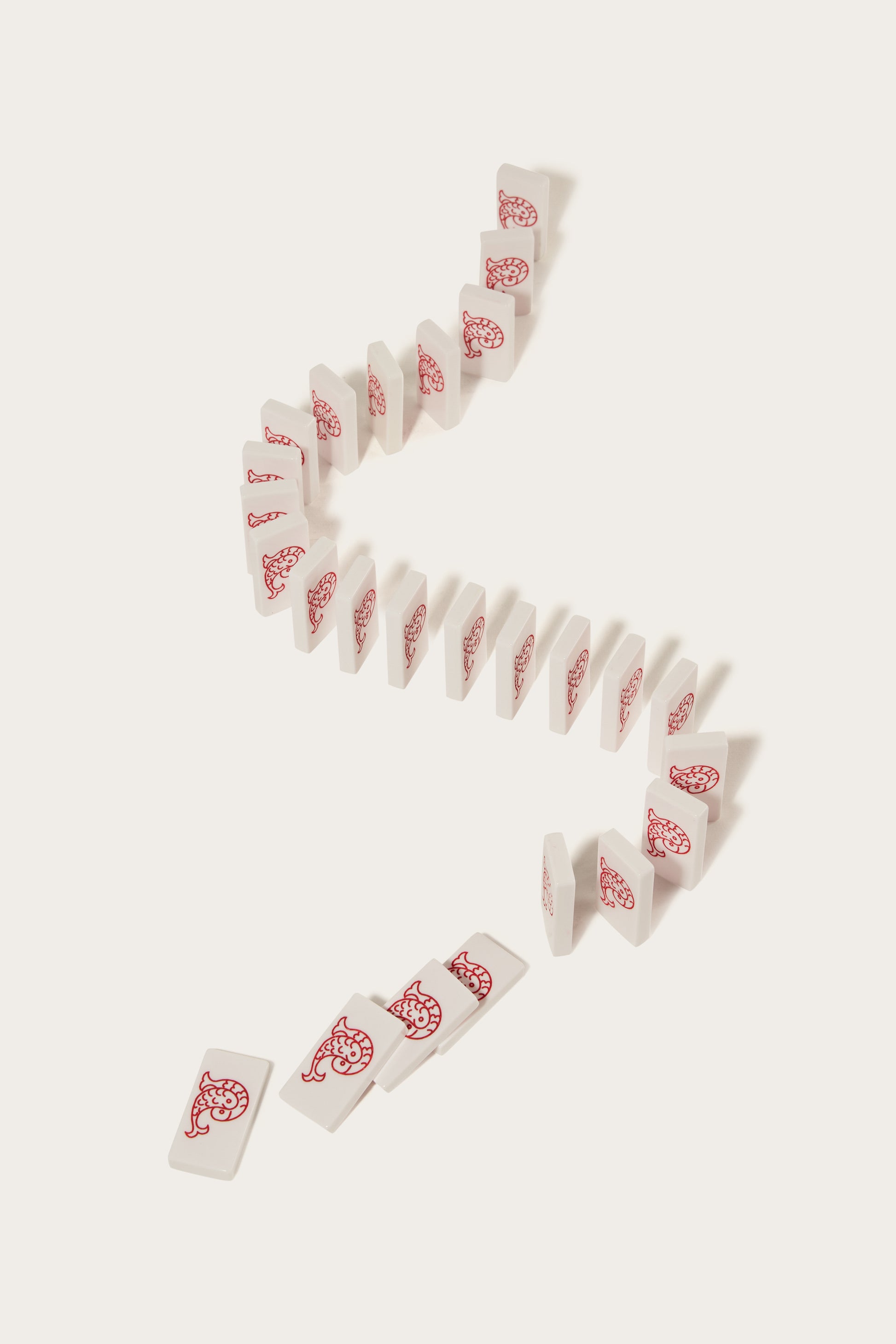 Dominoes Set View 2 - Pucci
