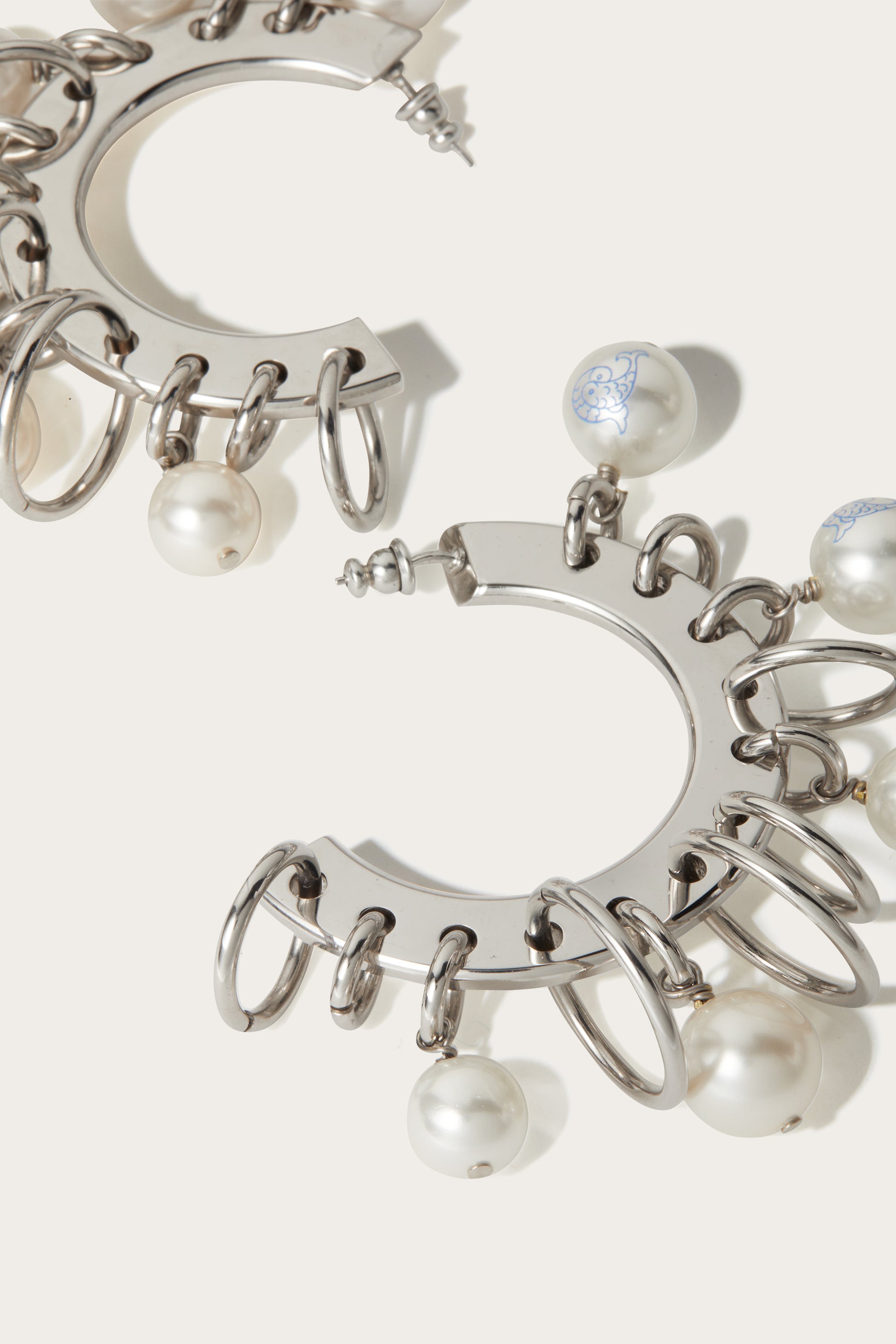 Hoop Earrings View 4 - Pucci