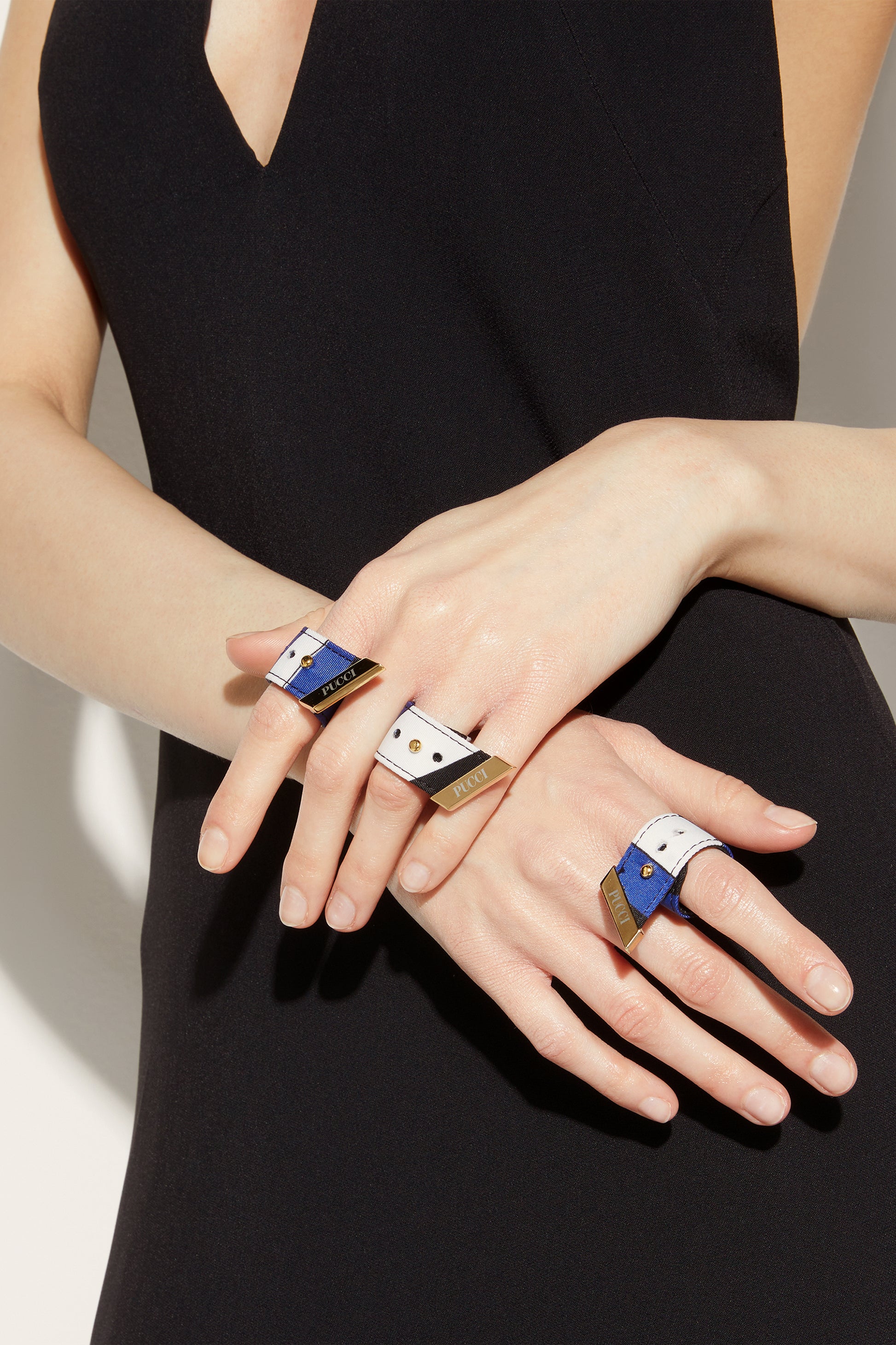 Iride-Print Foulard Ring Set View 2 - Pucci