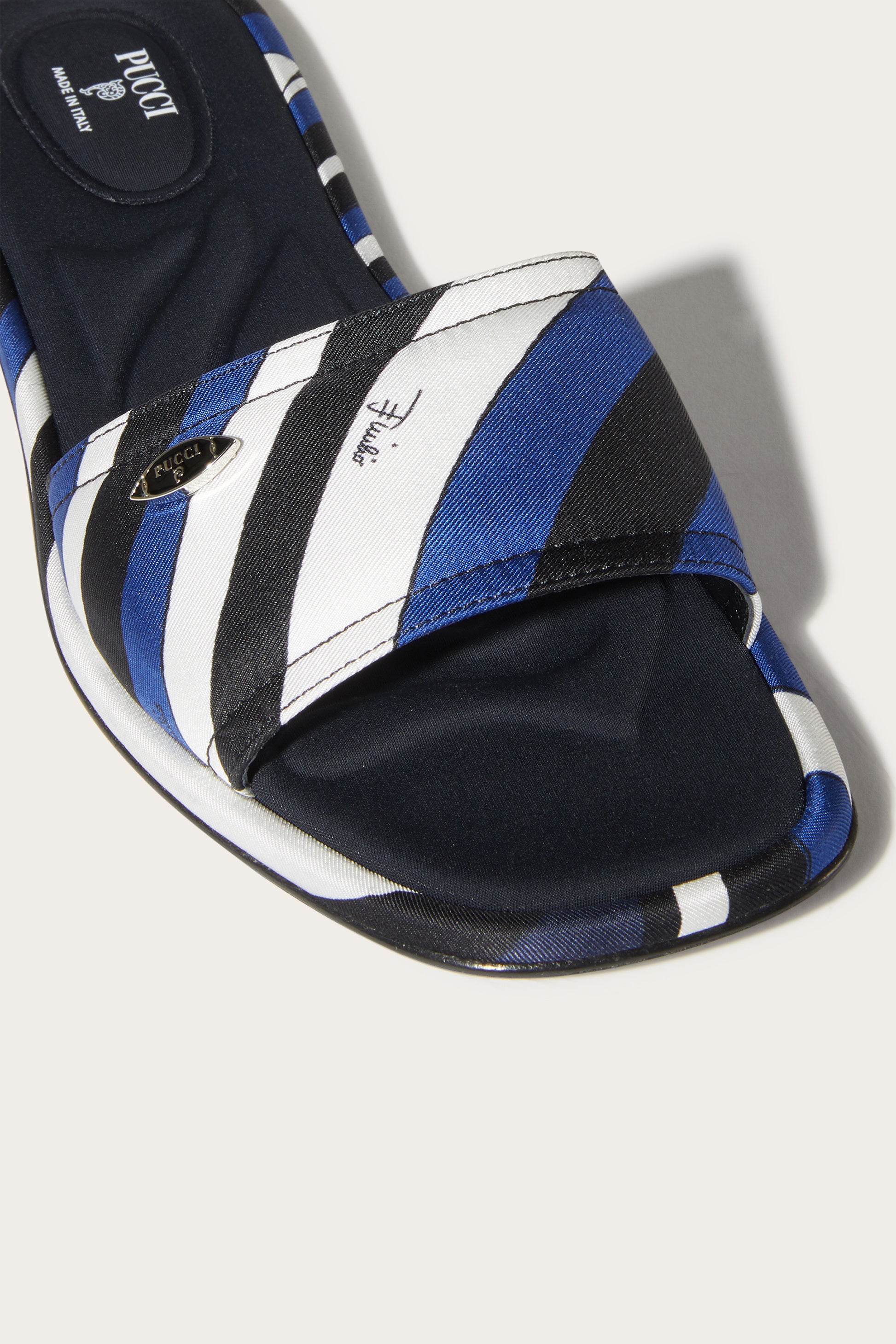 Yummy Sandals View 3 - Pucci