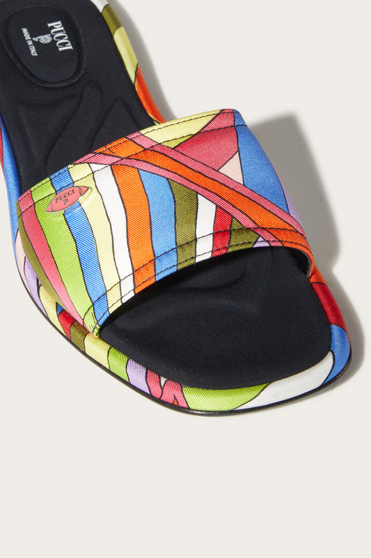 Yummy Sandals View 3 - Pucci