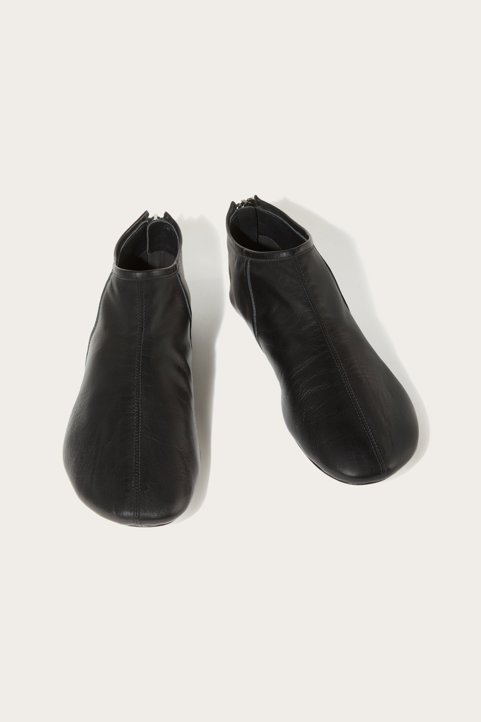 Leather Flat Shoes View 5 - Pucci