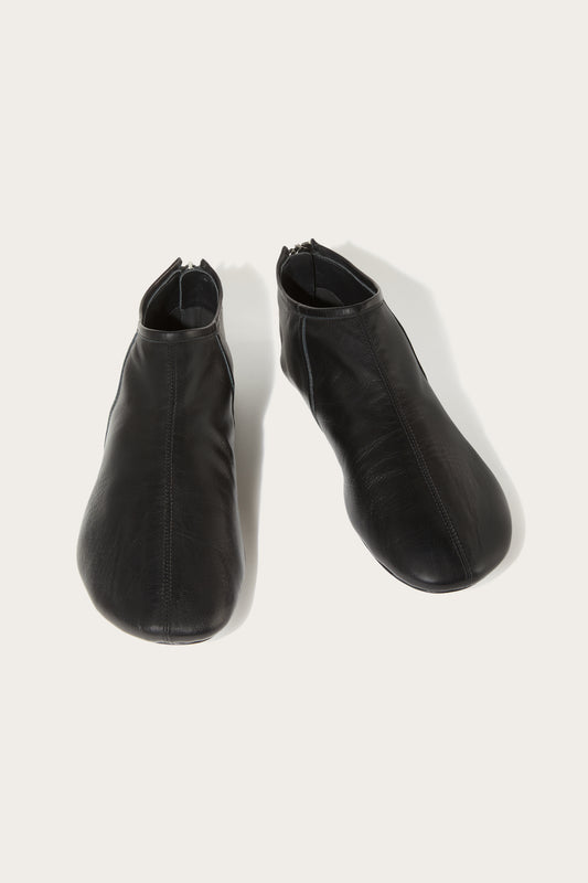 Leather Flat Shoes View 5 - Pucci
