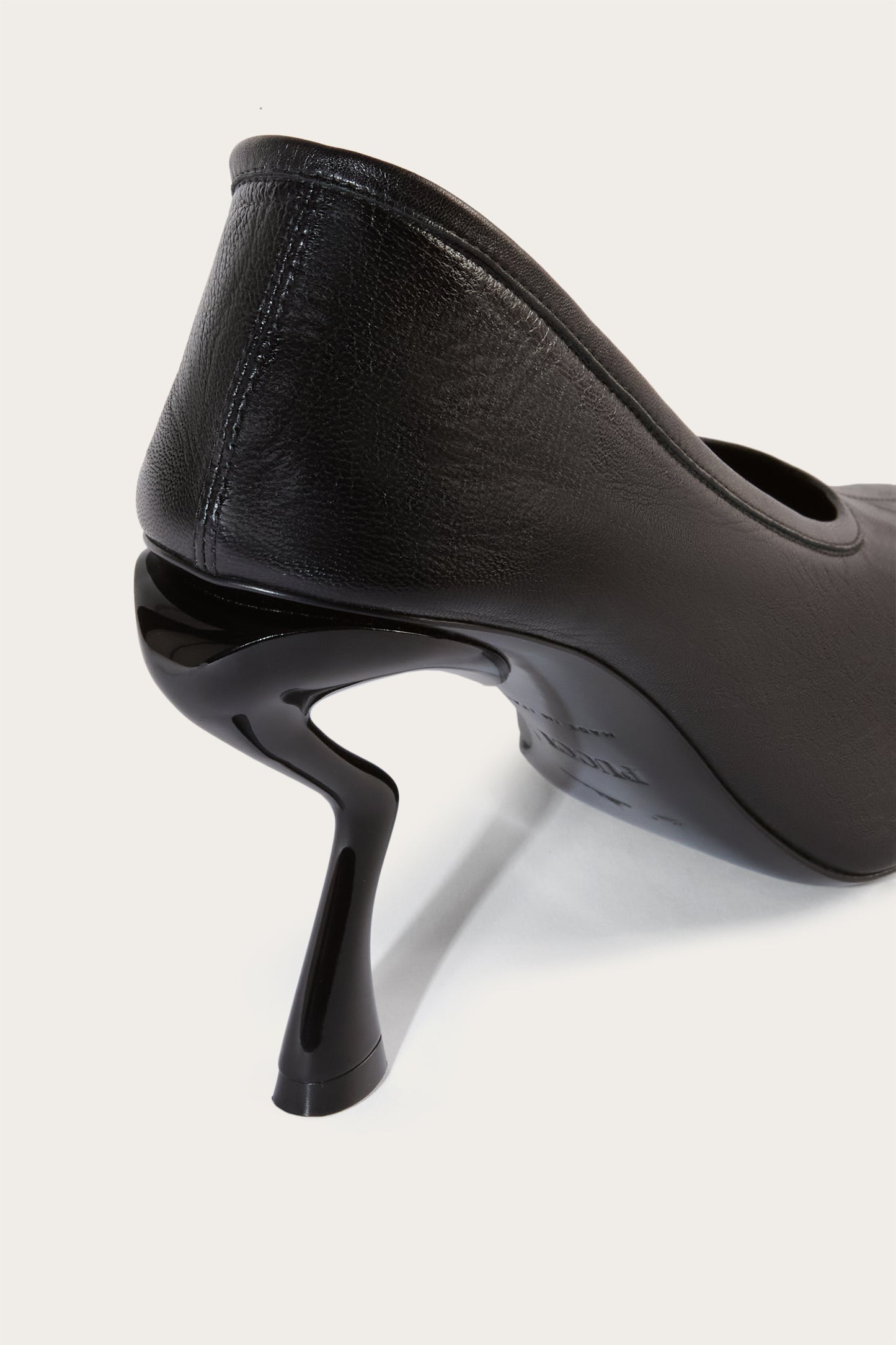 Leather Pumps View 5 - Pucci