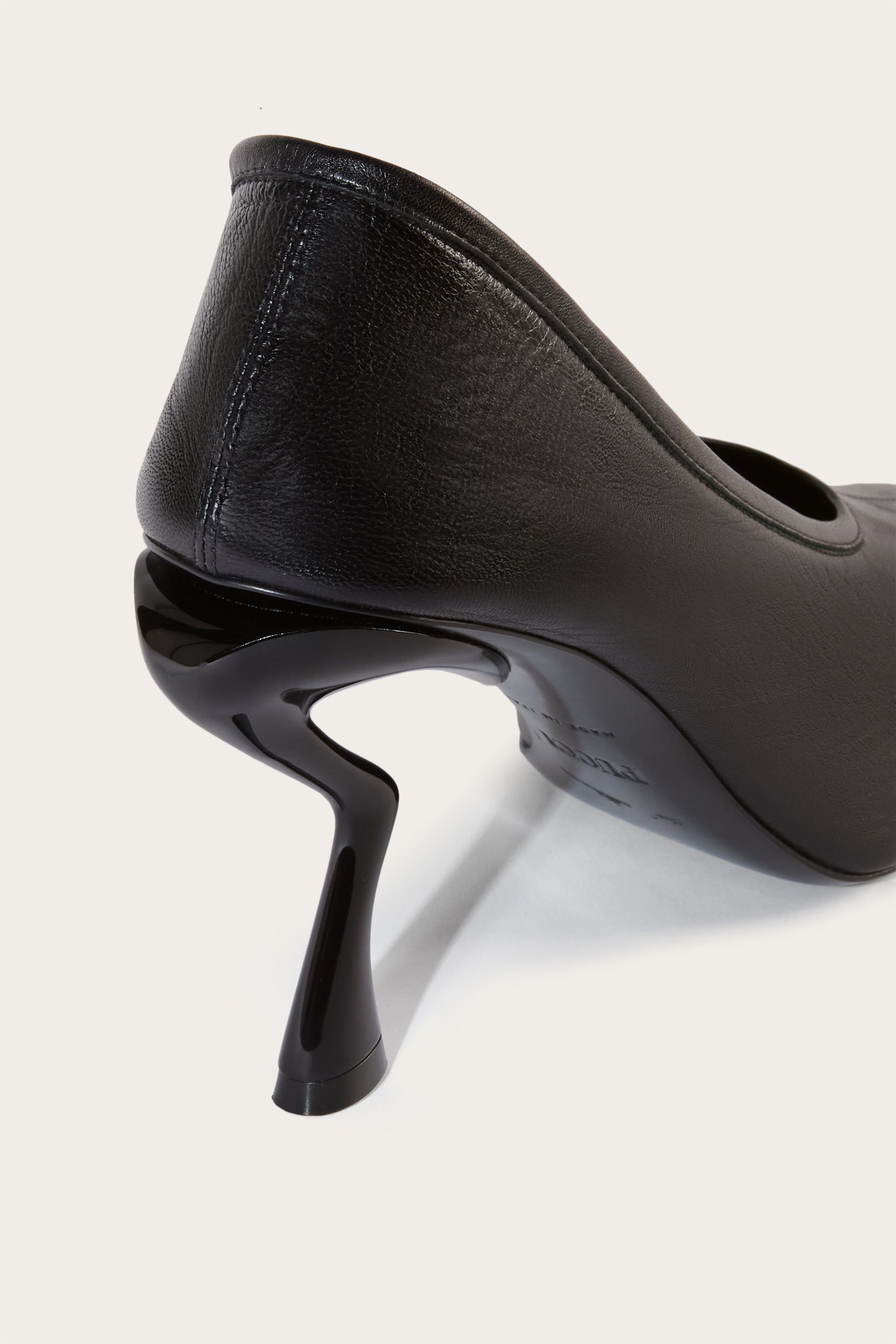 Leather Pumps View 5 - Pucci