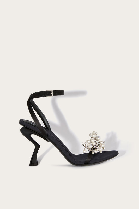 Embroidery Sandals View 1 - Pucci