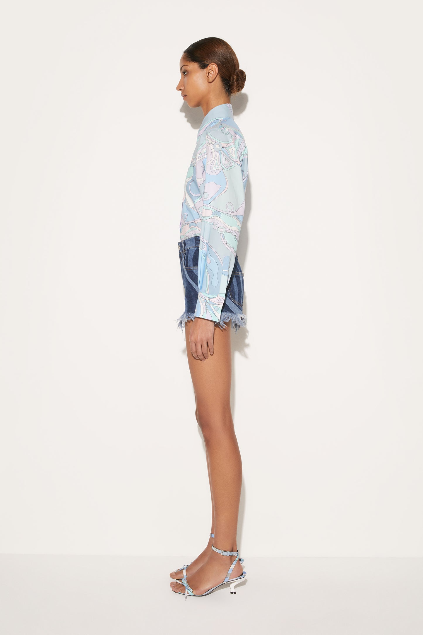 Marmo-Print Denim Shorts View 3 - Pucci