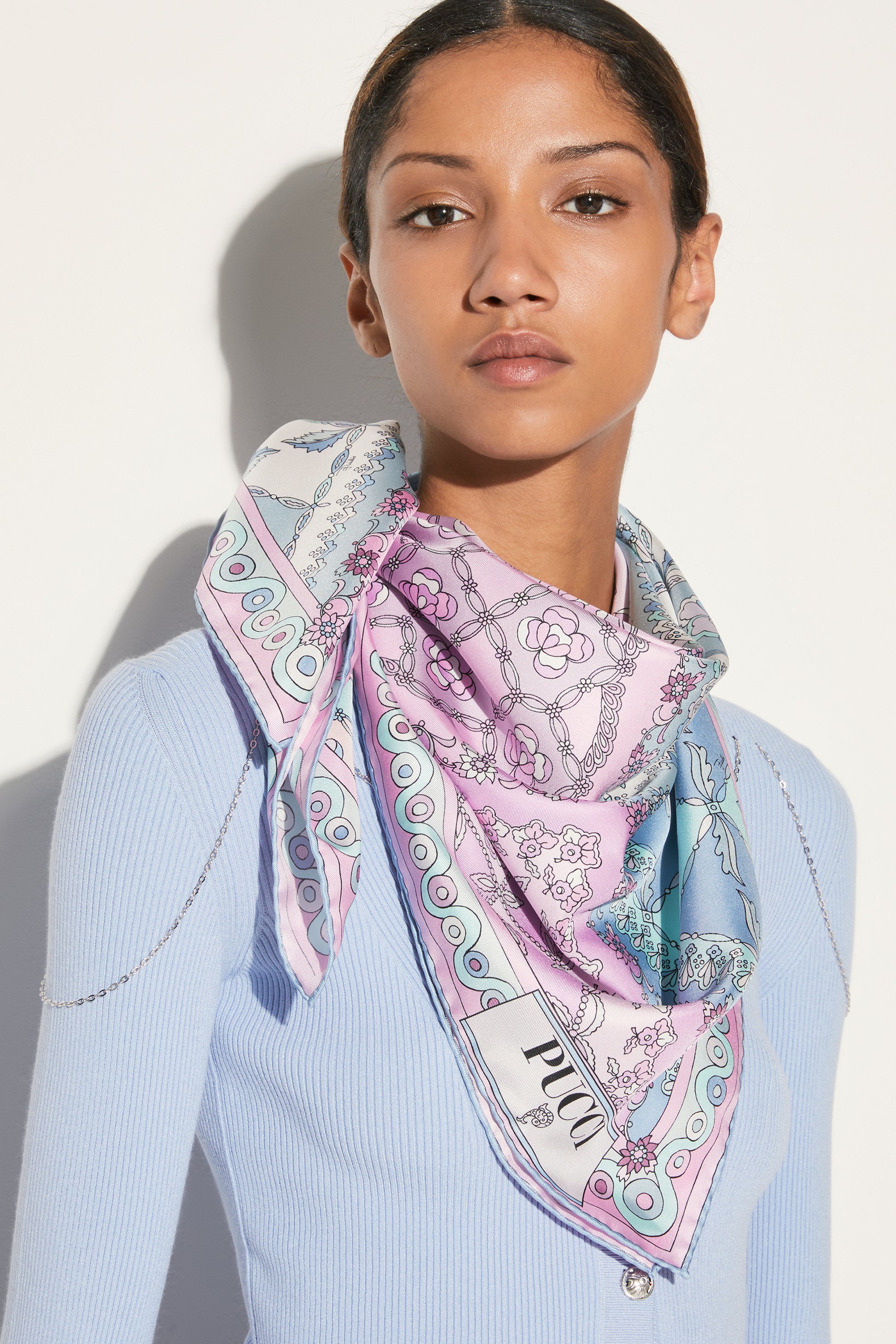 Festa-Print Large Silk-Twill Carré View 2 - Pucci