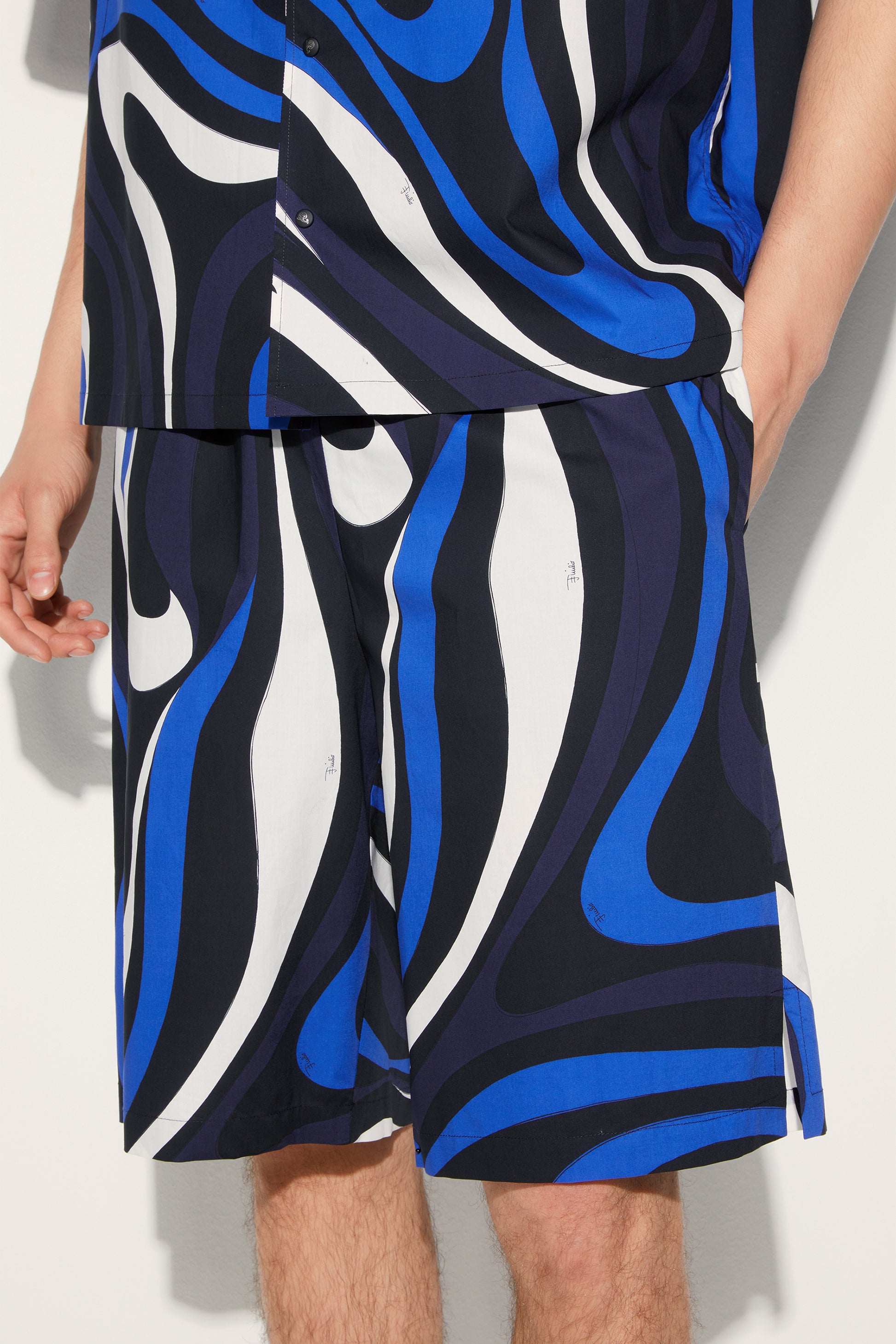 Marmo-Print Cotton Shorts View 5 - Pucci