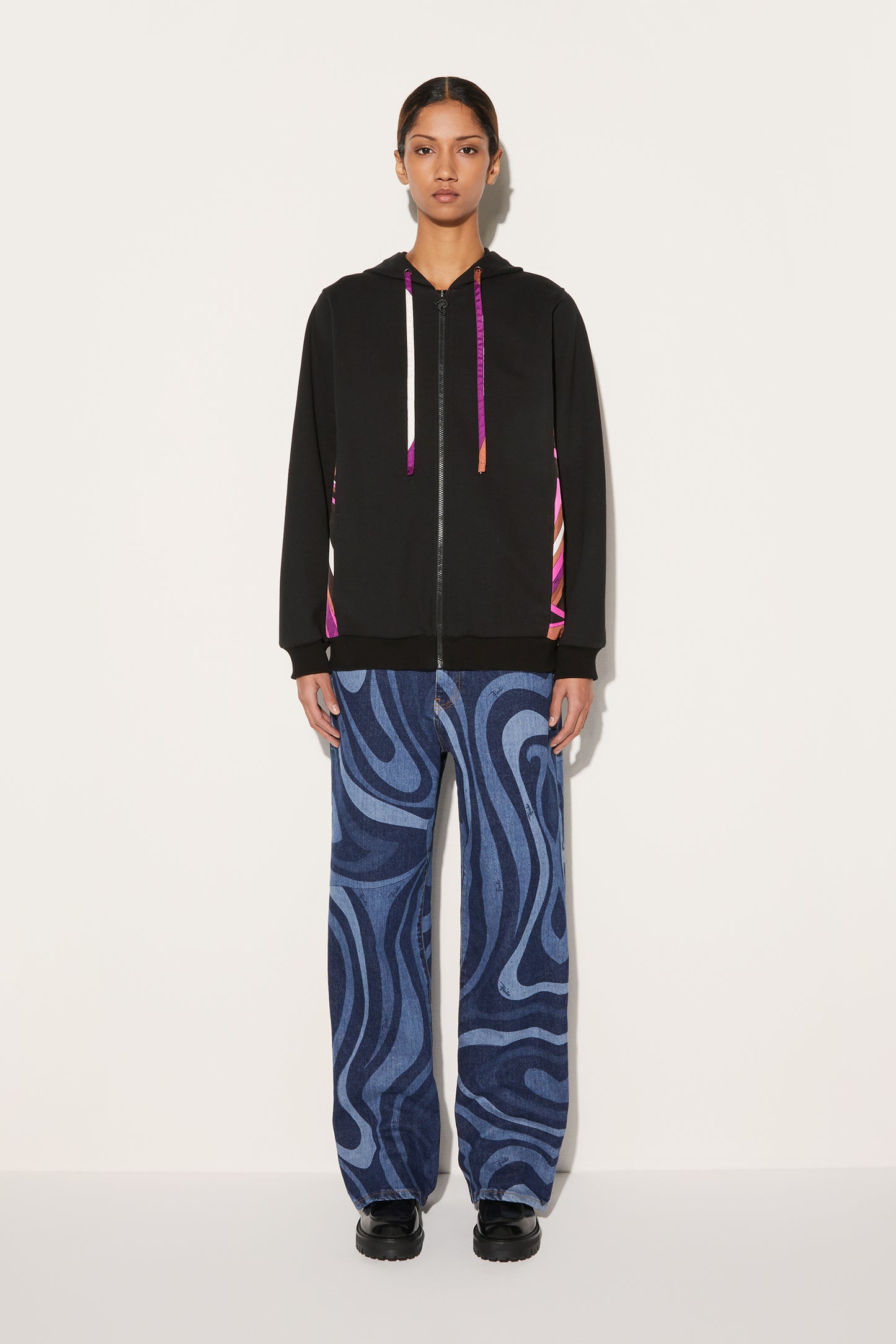 Iride-Print Hoodie View 2 - Pucci