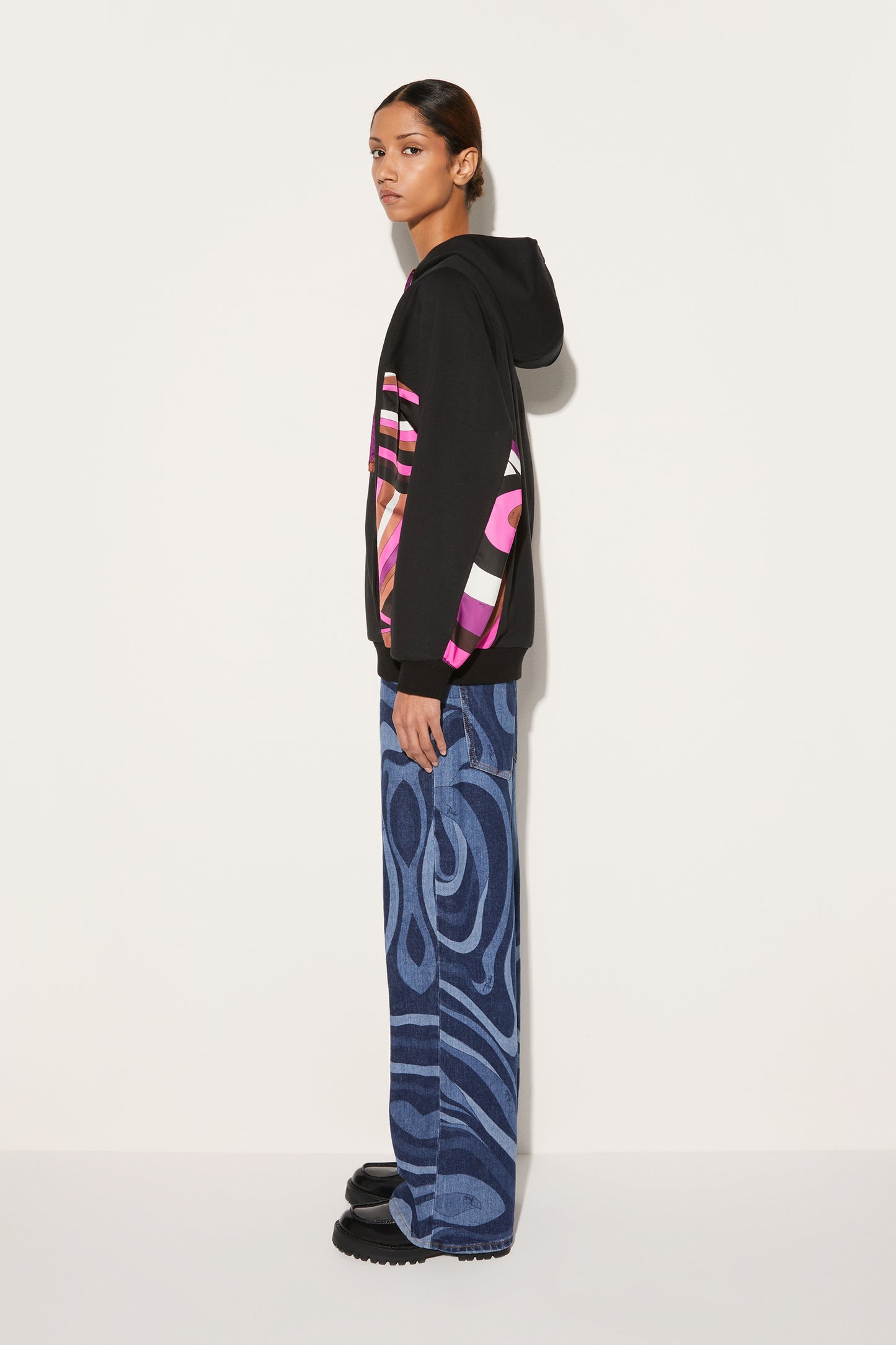 Iride-Print Hoodie View 3 - Pucci