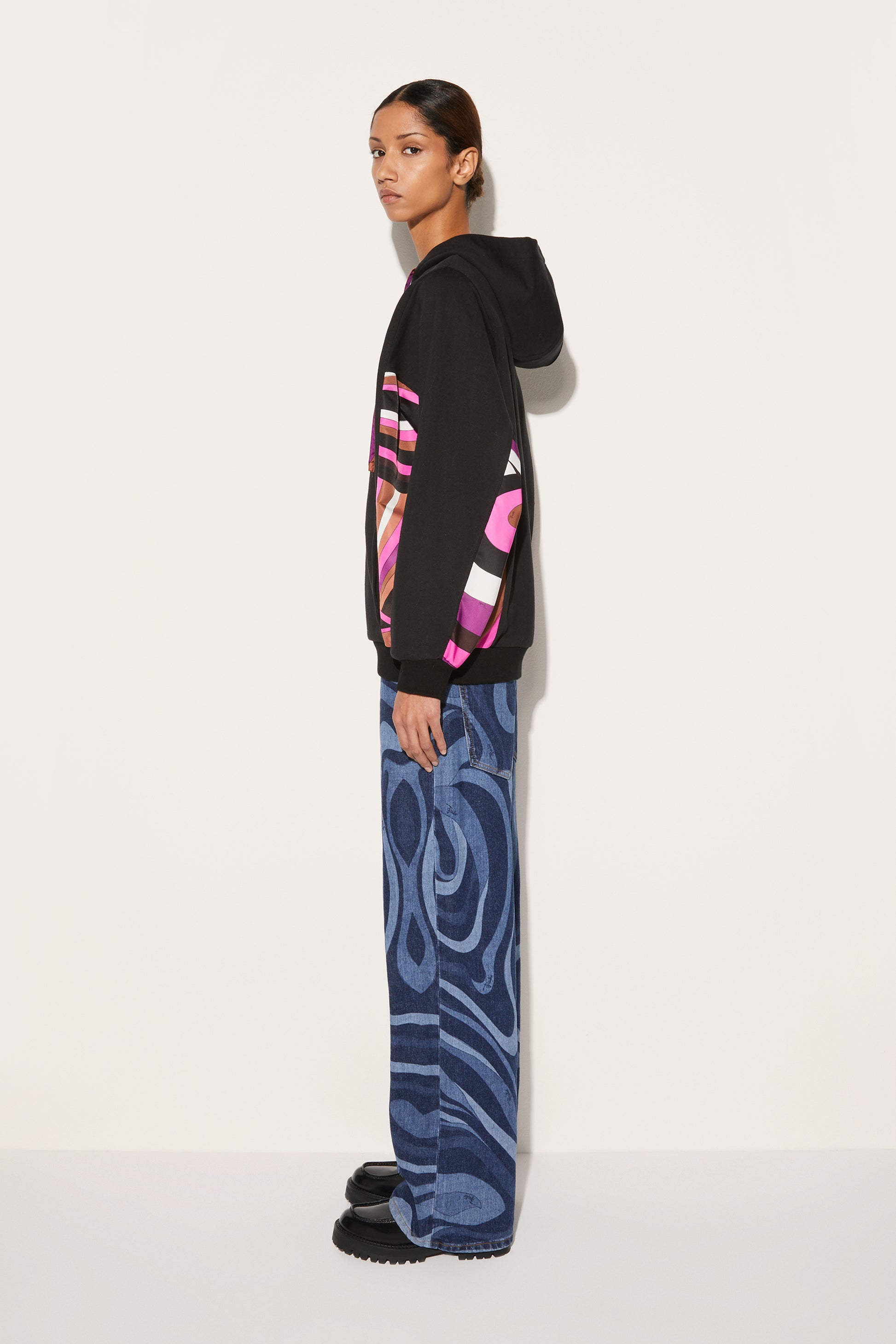 Iride-Print Hoodie View 3 - Pucci