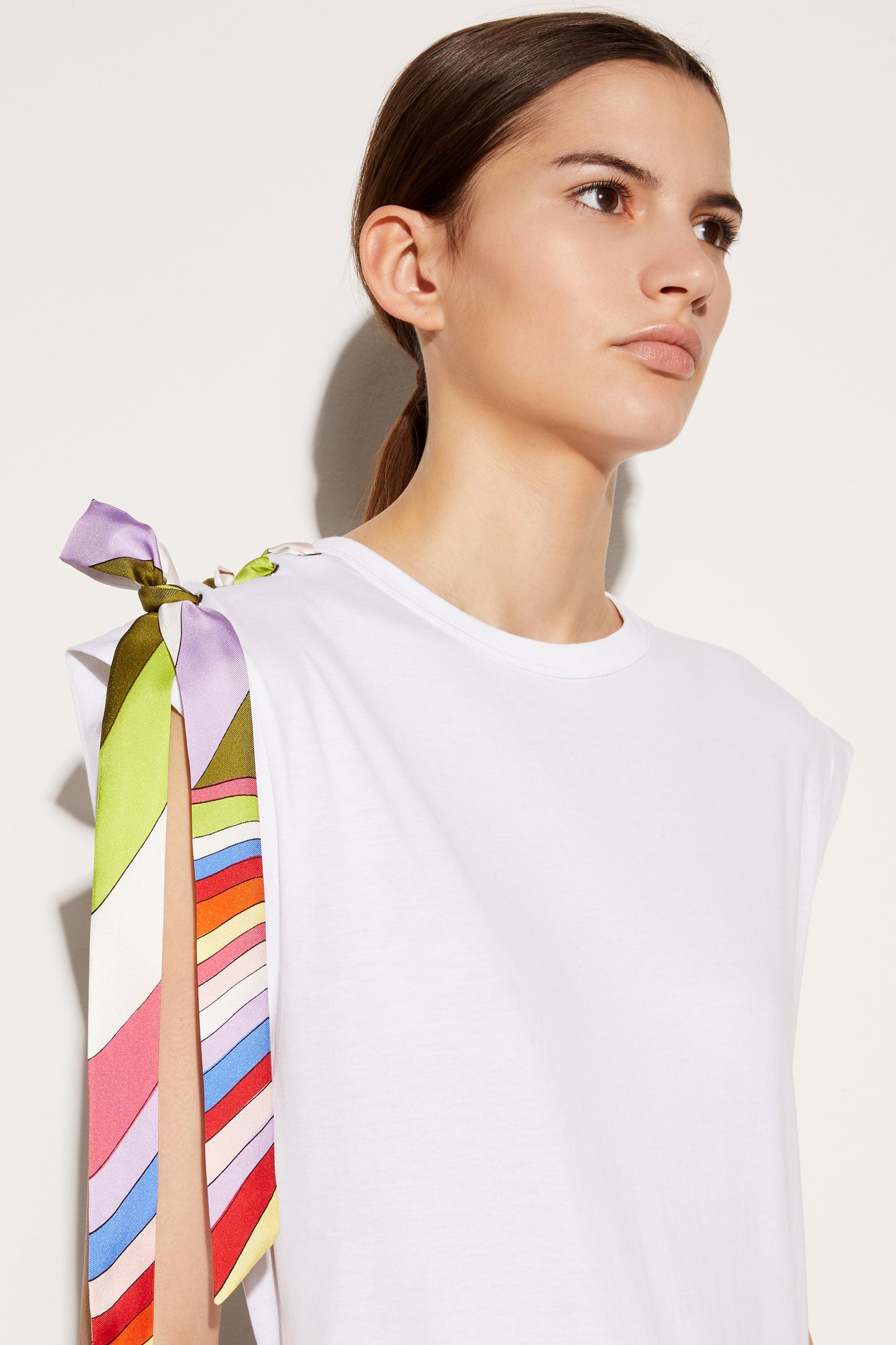Tie-Detail T-shirt View 5 - Pucci