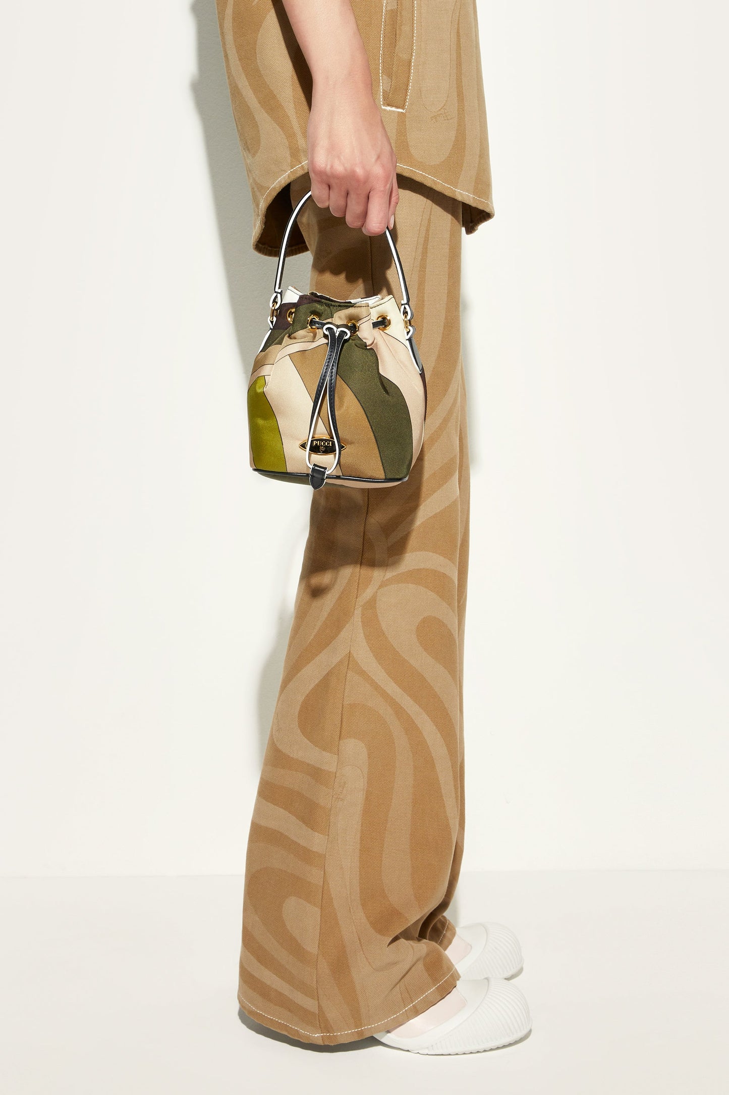 Yummy Bucket Bag View 2 - Pucci