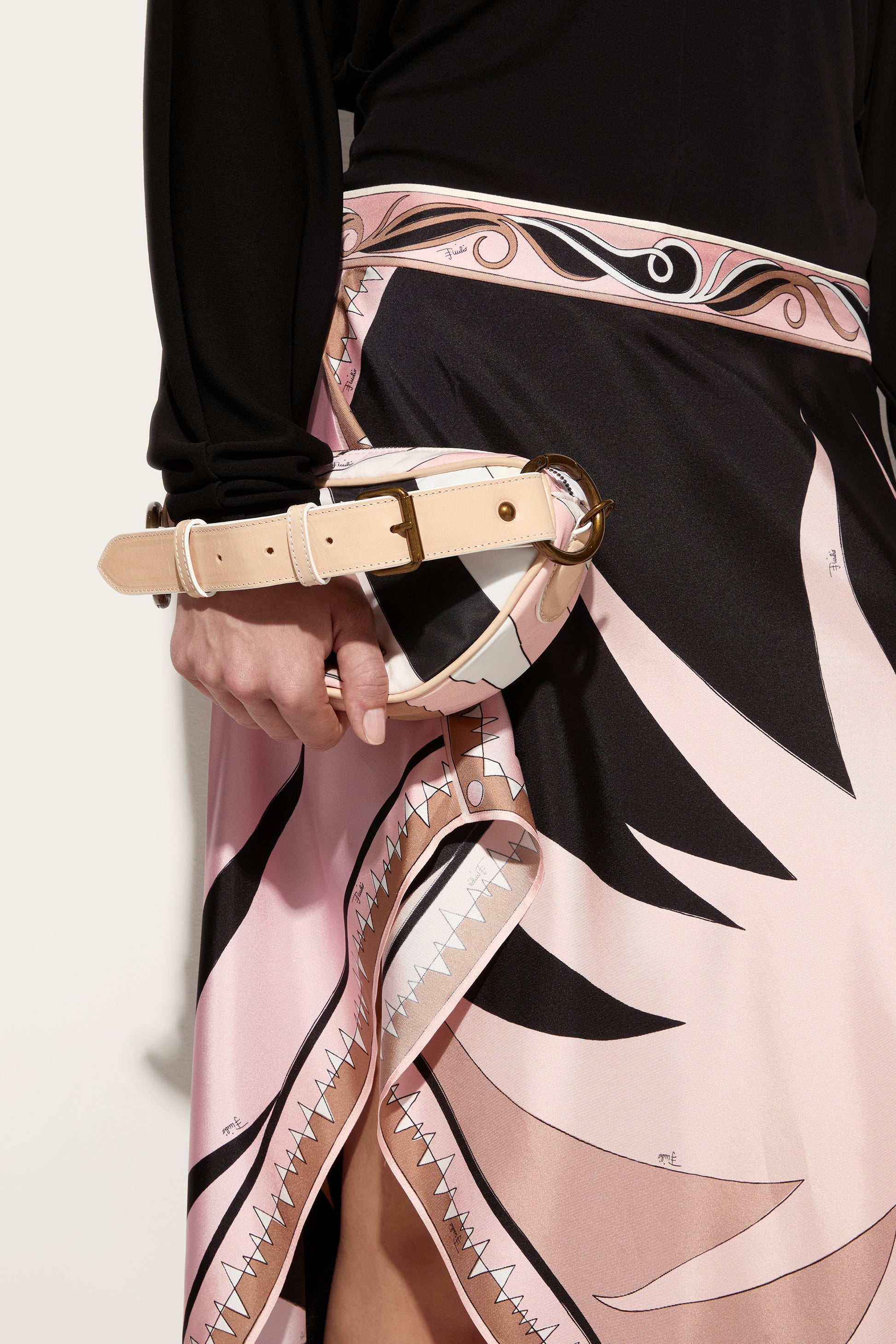 Yummy Crossbody Bag View 2 - Pucci