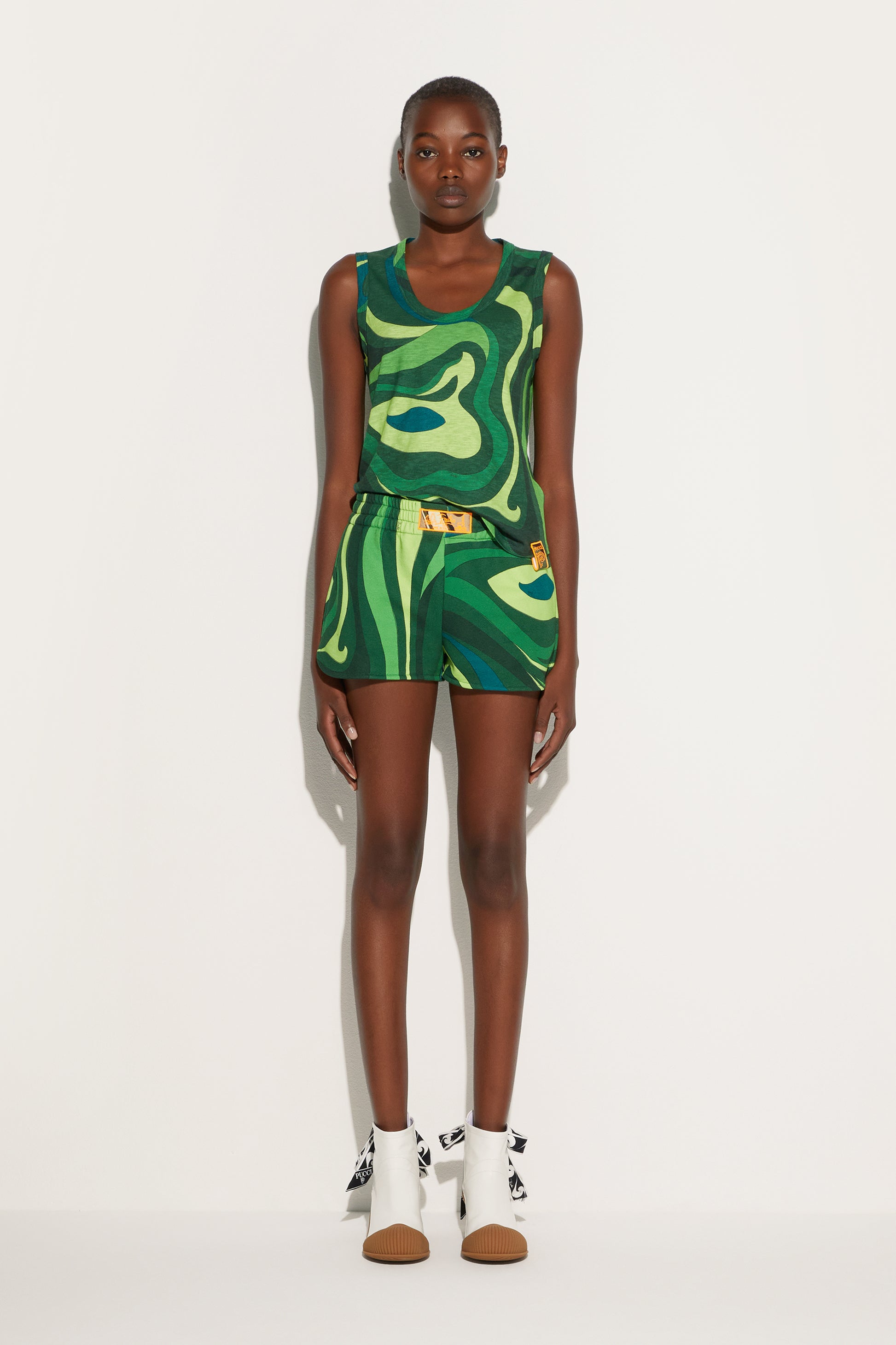 Jogger Shorts View 2 - Pucci