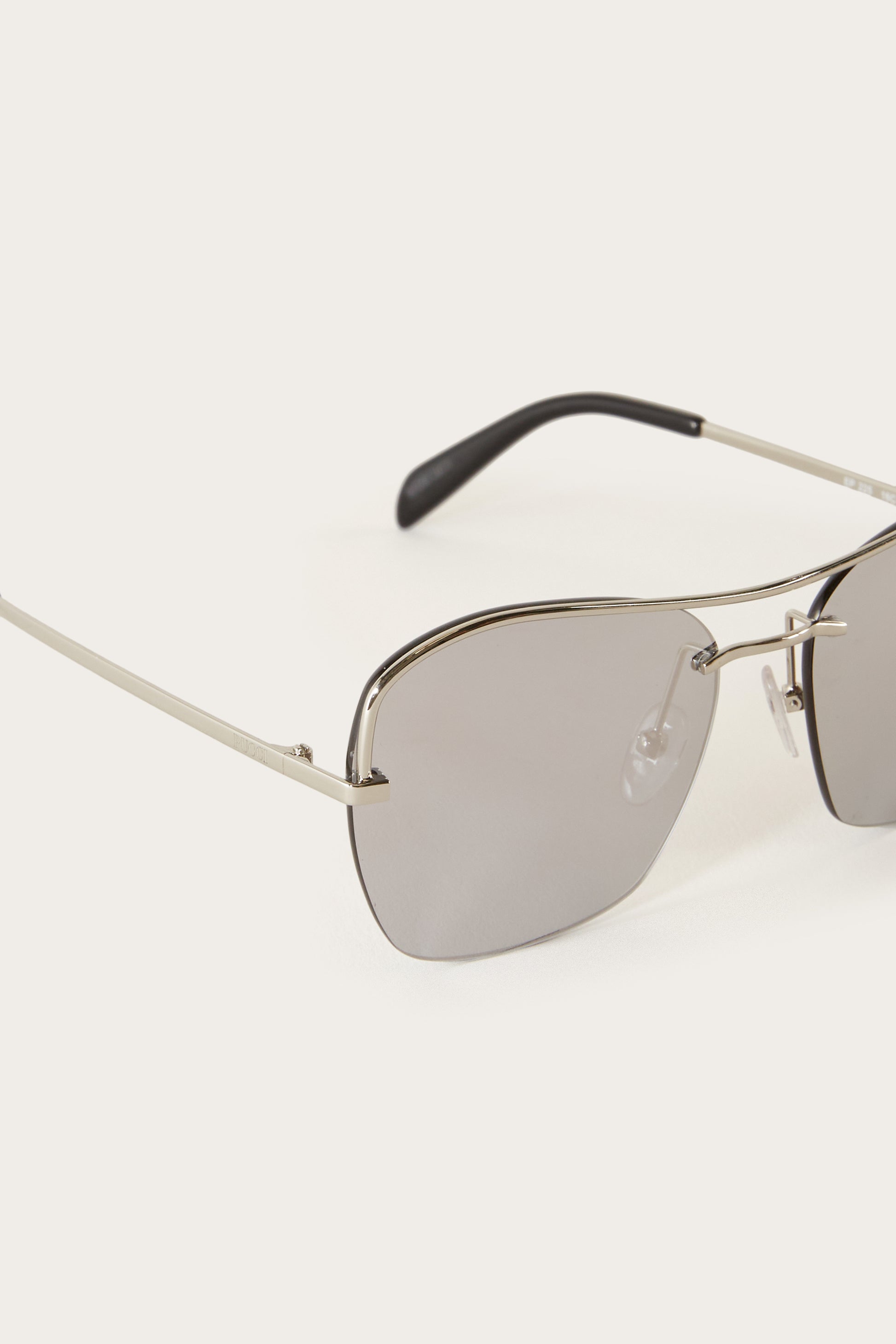 Square Sunglasses View 4 - Pucci