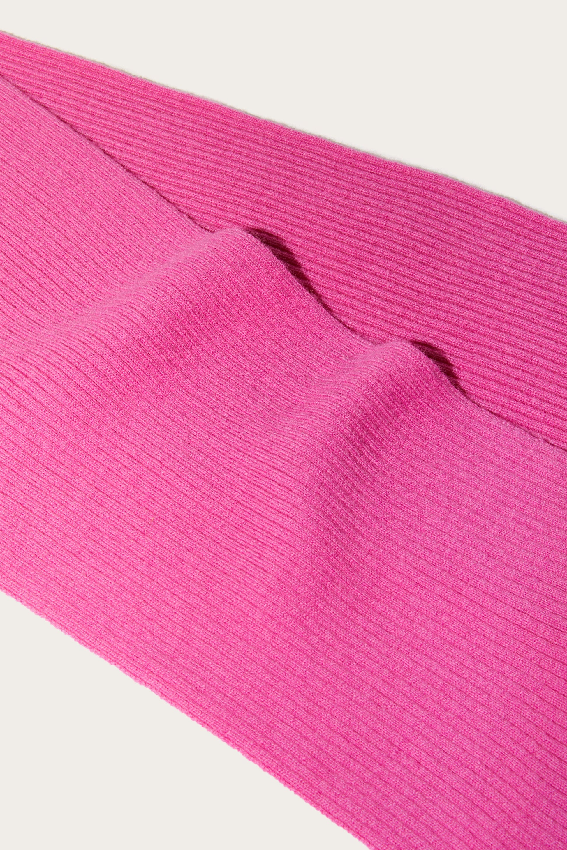 Logo-Intarsia Scarf View 2 - Pucci