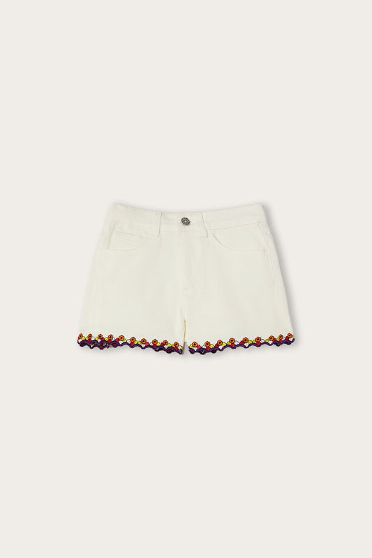 Shorts con Bordi Ricamati